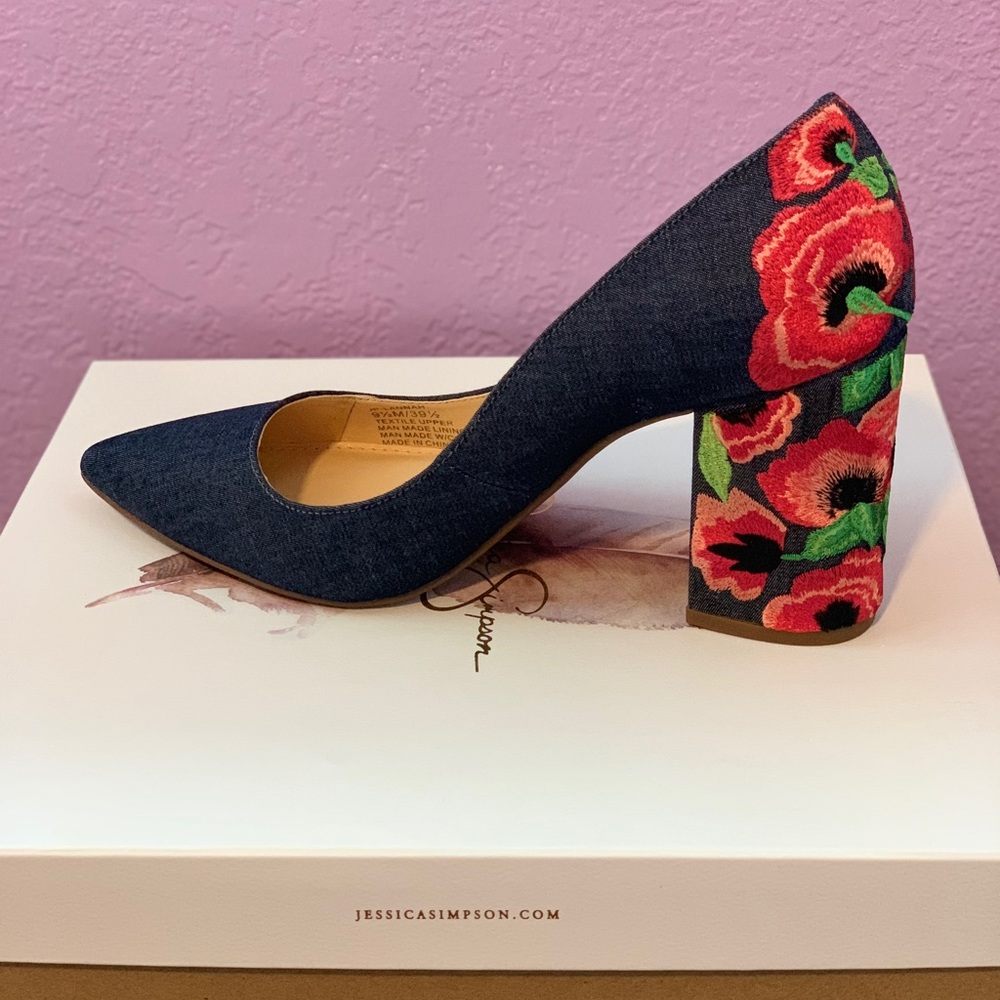 *NEW* Jessica Simpson Embroidered Denim Pump